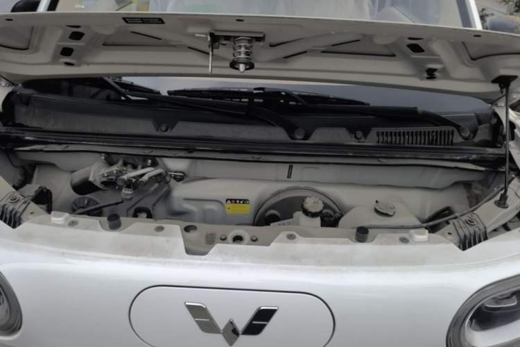 Used Wuling Hongguang MINIEV 2024 3rd Generation 215km Advanced Version Engine Bay