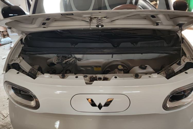 Used Wuling Hongguang MINIEV 2024 3rd Generation 215km Advanced Version Engine Bay