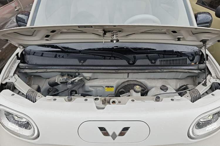 Used Wuling Hongguang MINIEV 2024 3rd Generation 215km Youth Edition Engine Bay