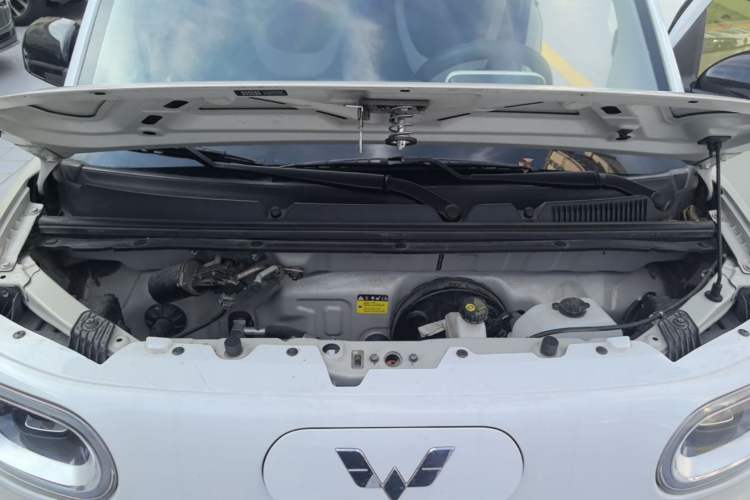 Used Wuling Hongguang MINIEV 2024 3rd Generation 170 km Engine Bay