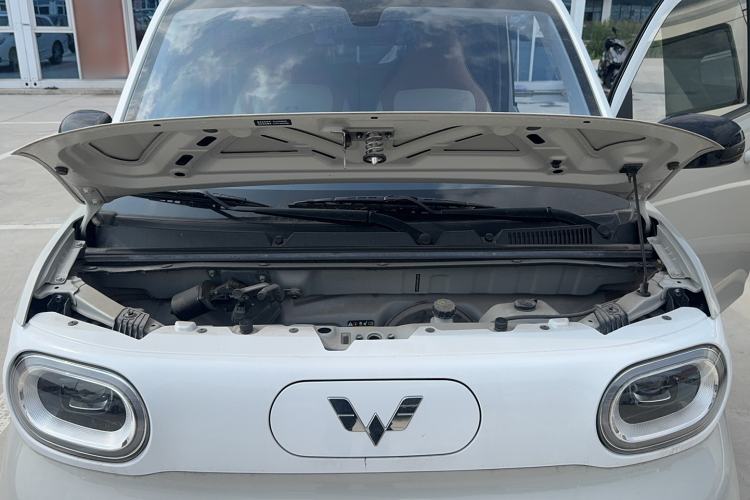 Used Wuling Hongguang MINIEV 2024 3rd Generation 215km Advanced Version Engine Bay