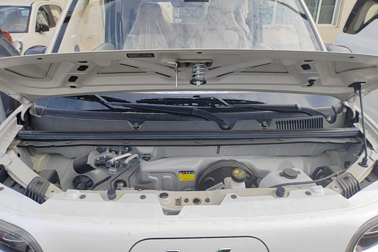 Used Wuling Hongguang MINIEV 2024 3rd Generation 215km Youth Edition Engine Bay