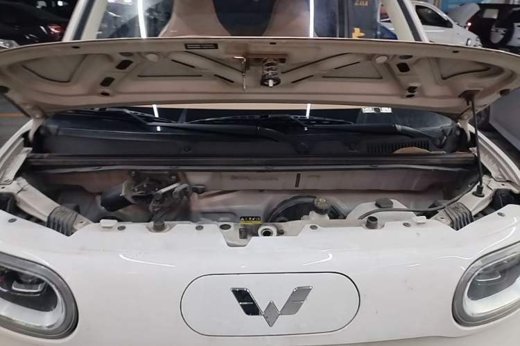 Used Wuling Hongguang MINIEV 2024 3rd Generation 215km Youth Edition Engine Bay