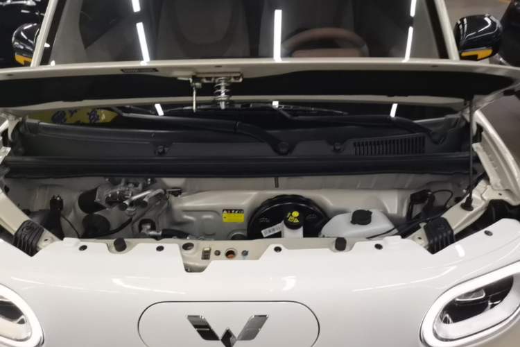 Used Wuling Hongguang MINIEV 2024 3rd Generation 215km Youth Edition Engine Bay