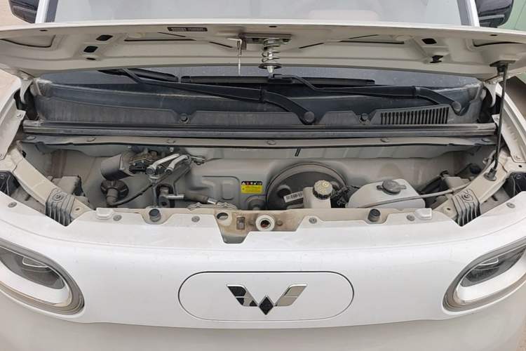 Used Wuling Hongguang MINIEV 2024 3rd Generation 215km Advanced Version Engine Bay