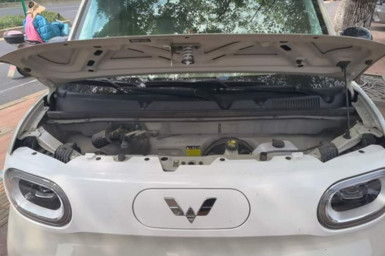 Used Wuling Hongguang MINIEV 2024 3rd Generation 215km Youth Edition Engine Bay