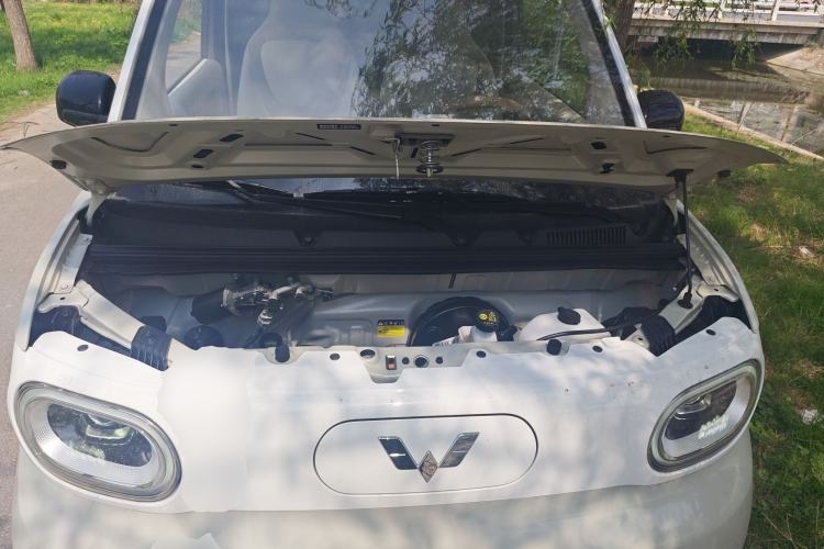 Used Wuling Hongguang MINIEV 2024 3rd Generation 170 km Engine Bay