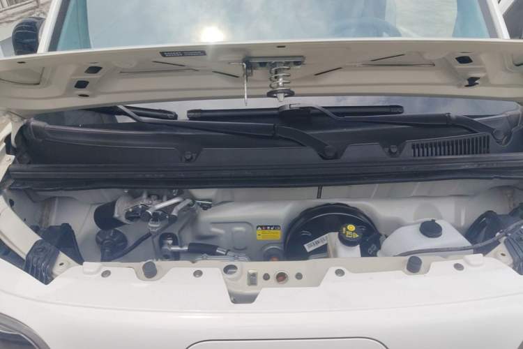 Used Wuling Hongguang MINIEV 2024 3rd Generation 215km Advanced Version Engine Bay