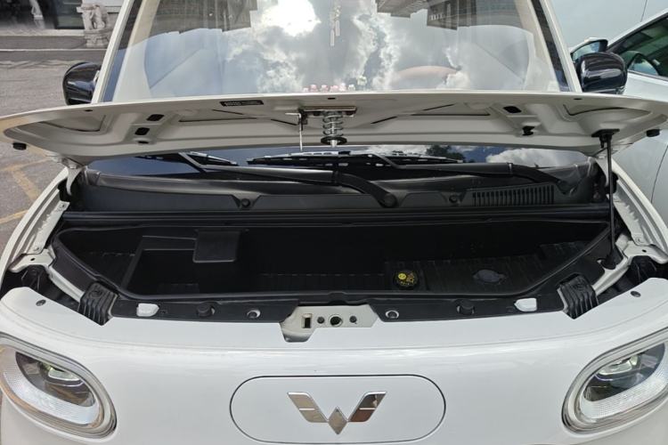 Used Wuling Hongguang MINIEV 2024 3rd Generation 215km Youth Edition Engine Bay