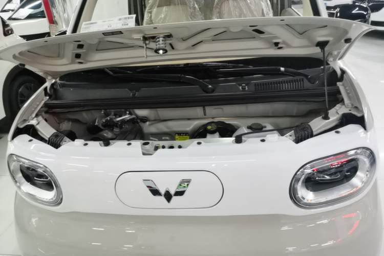 Used Wuling Hongguang MINIEV 2024 3rd Generation 215km Youth Edition Engine Bay