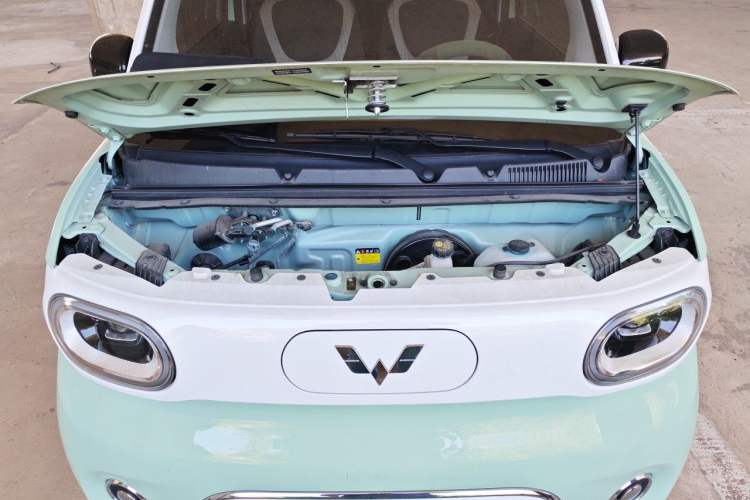 Used Wuling Hongguang MINIEV 2024 3rd Generation 215km Advanced Version Engine Bay