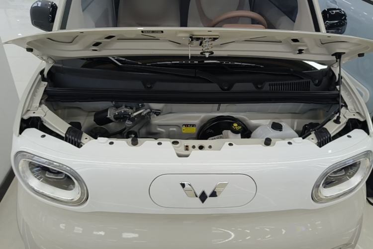 Used Wuling Hongguang MINIEV 2024 3rd Generation 215km Youth Edition Engine Bay
