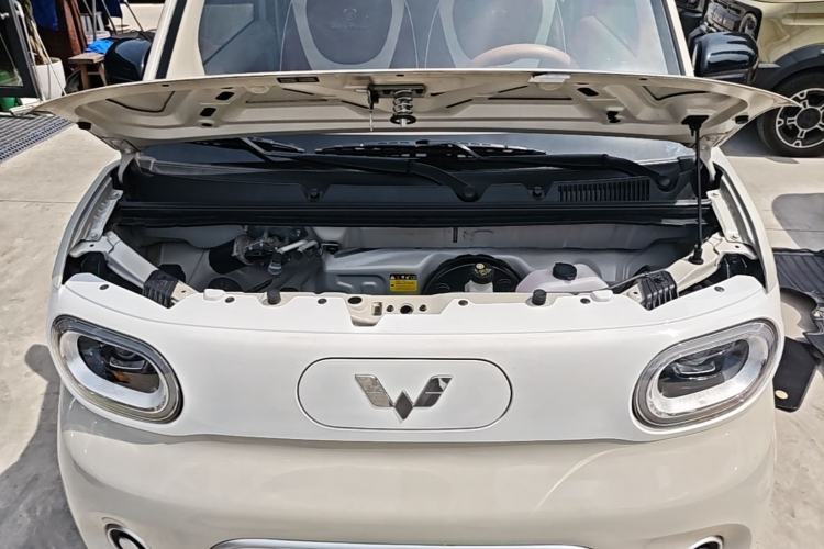 Used Wuling Hongguang MINIEV 2024 3rd Generation 215km Youth Edition Engine Bay