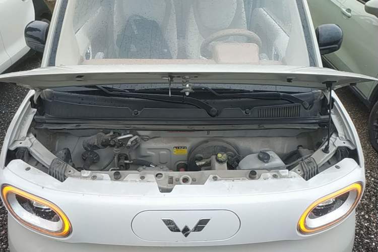 Used Wuling Hongguang MINIEV 2024 3rd Generation 215km Youth Edition Engine Bay