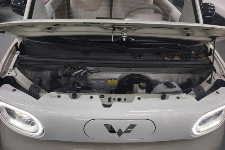 Used Wuling Hongguang MINIEV 2024 3rd Generation 215km Youth Edition Engine Bay