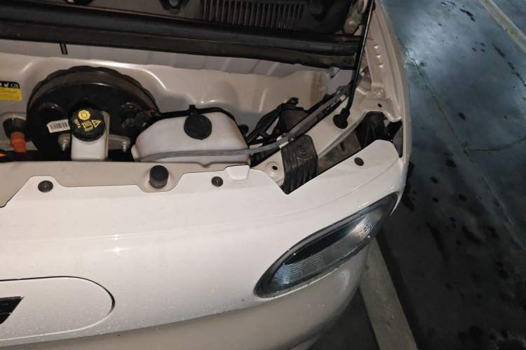 Used Wuling Hongguang MINIEV 2024 3rd Generation 215km Youth Edition Engine Bay Left