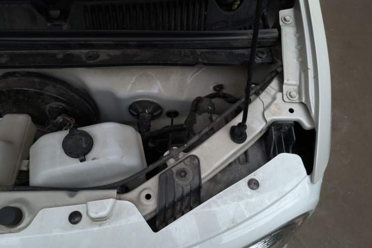Used Wuling Hongguang MINIEV 2024 3rd Generation 215km Youth Edition Engine Bay Left