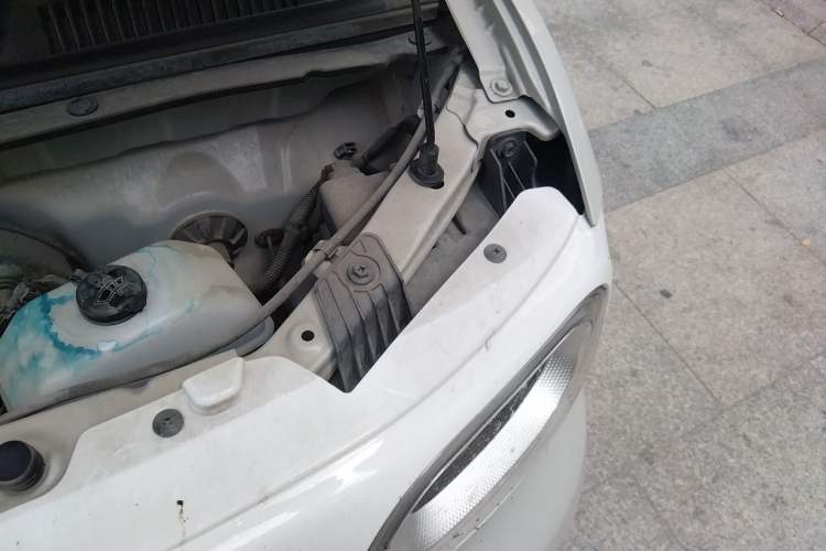 Used Wuling Hongguang MINIEV 2024 3rd Generation 215km Advanced Version Engine Bay Left