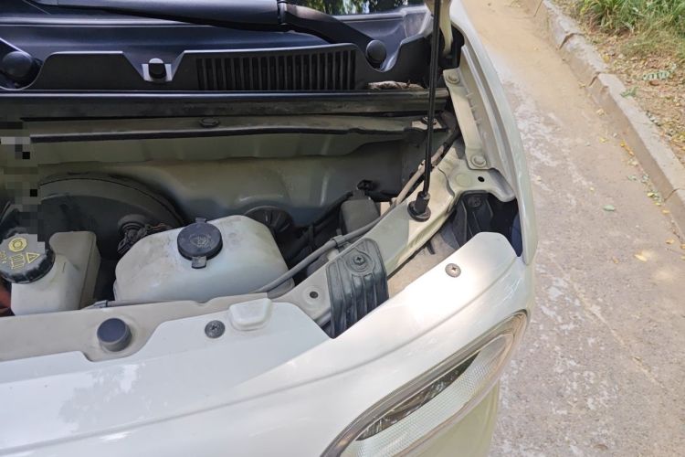 Used Wuling Hongguang MINIEV 2024 3rd Generation 215km Youth Edition Engine Bay Left