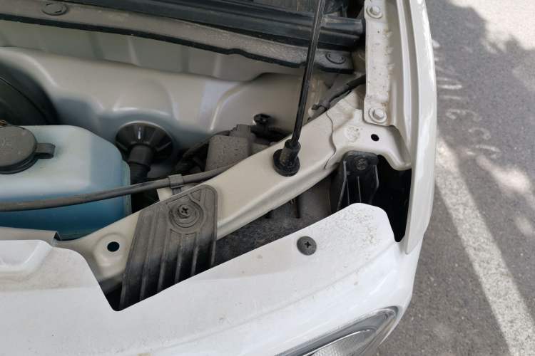 Used Wuling Hongguang MINIEV 2024 3rd Generation 215km Youth Edition Engine Bay Left