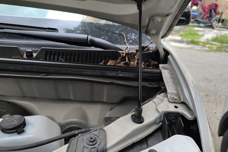 Used Wuling Hongguang MINIEV 2024 3rd Generation 215km Advanced Version Engine Bay Left