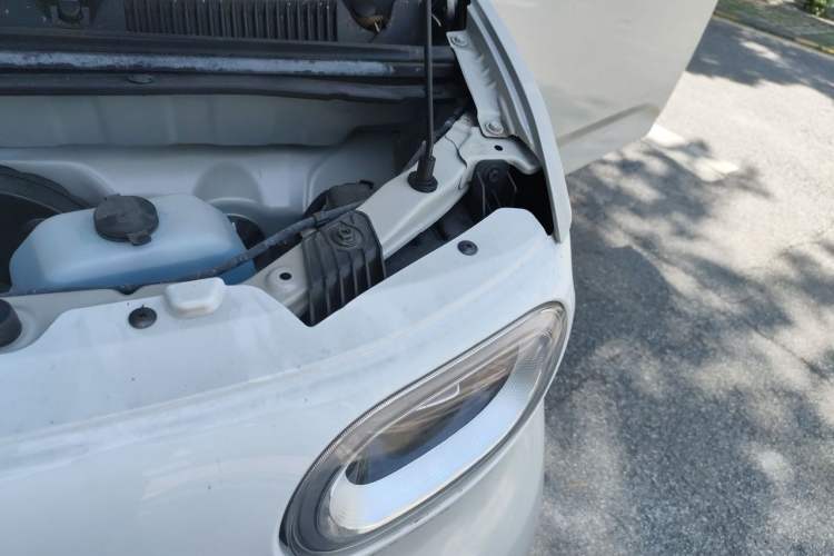 Used Wuling Hongguang MINIEV 2024 3rd Generation 215km Youth Edition Engine Bay Left