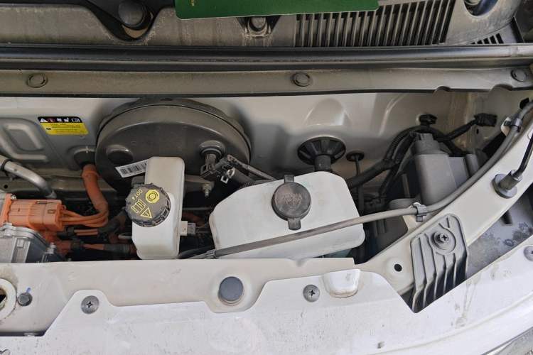 Used Wuling Hongguang MINIEV 2024 3rd Generation 215km Youth Edition Engine Bay Left