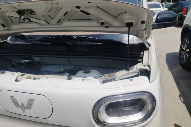 Used Wuling Hongguang MINIEV 2024 3rd Generation 215km Youth Edition Engine Bay Left