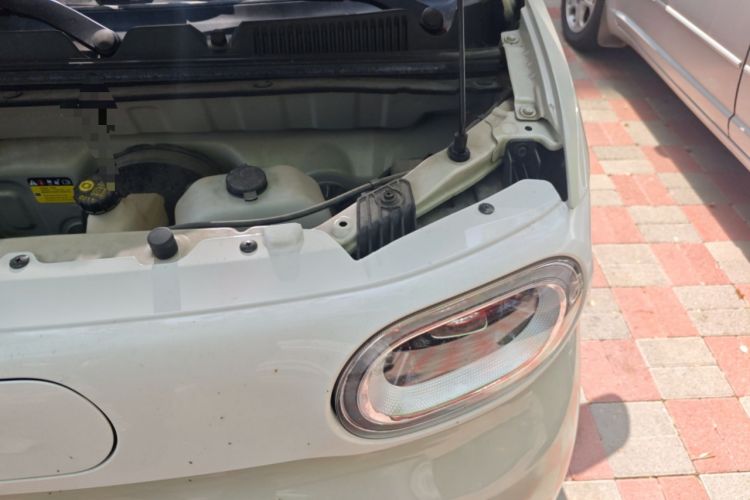Used Wuling Hongguang MINIEV 2024 3rd Generation 215km Youth Edition Engine Bay Left