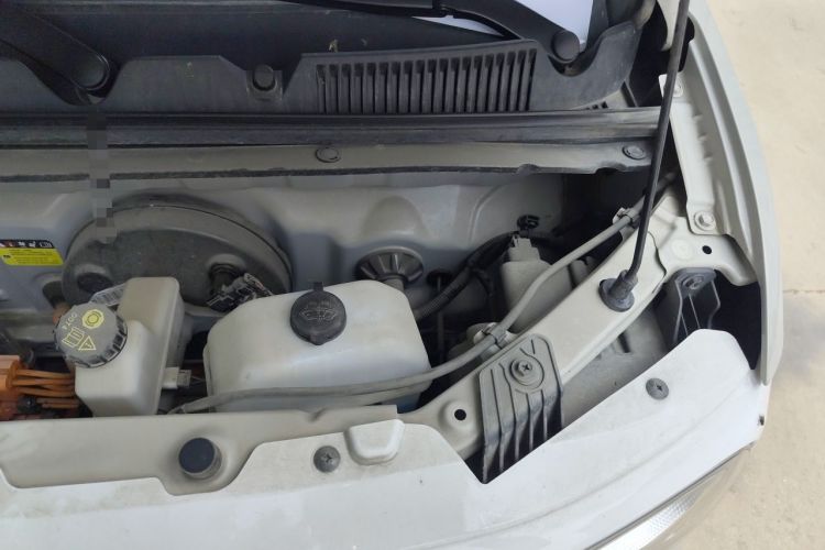 Used Wuling Hongguang MINIEV 2024 3rd Generation 215km Youth Edition Engine Bay Left