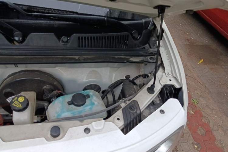 Used Wuling Hongguang MINIEV 2024 3rd Generation 215km Youth Edition Engine Bay Left