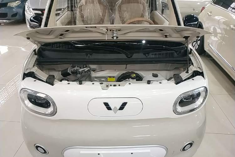 Used Wuling Hongguang MINIEV 2024 3rd Generation 215km Youth Edition Engine Bay