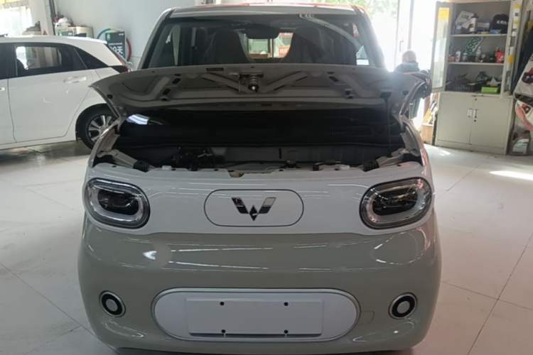 Used Wuling Hongguang MINIEV 2024 3rd Generation 215km Youth Edition Engine Bay