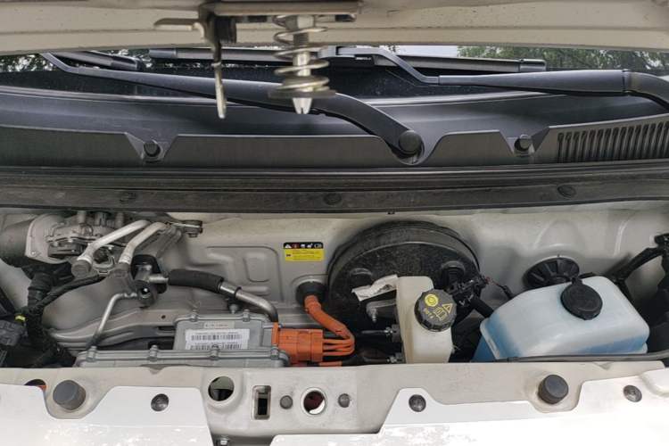 Used Wuling Hongguang MINIEV 2024 3rd Generation 215km Youth Edition Engine Bay