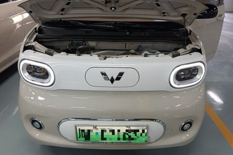 Used Wuling Hongguang MINIEV 2024 3rd Generation 215km Advanced Version Engine Bay