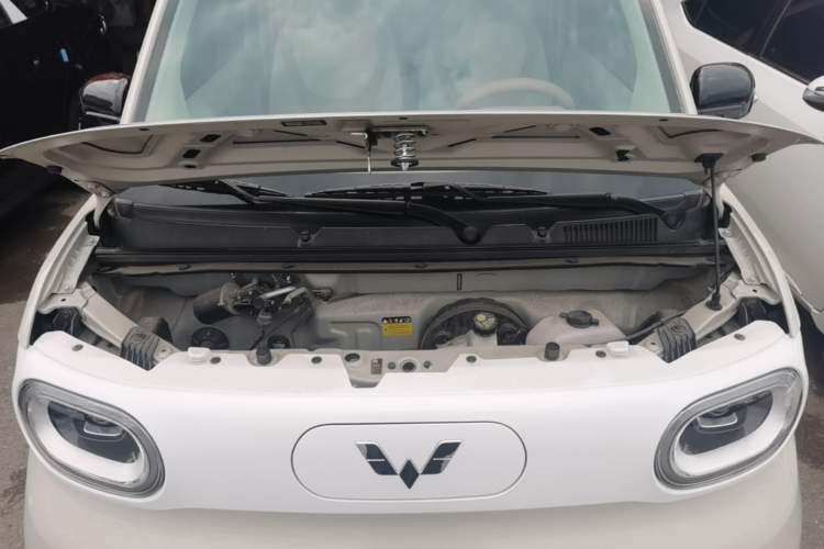 Used Wuling Hongguang MINIEV 2024 3rd Generation 215km Youth Edition Engine Bay