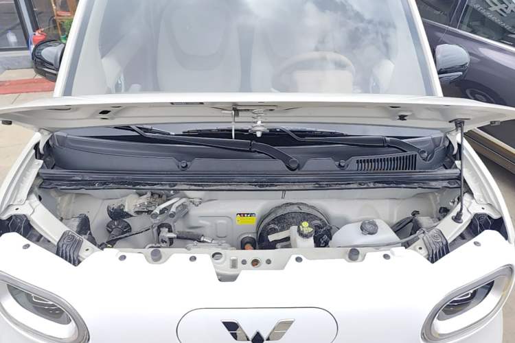 Used Wuling Hongguang MINIEV 2024 3rd Generation 215km Youth Edition Engine Bay