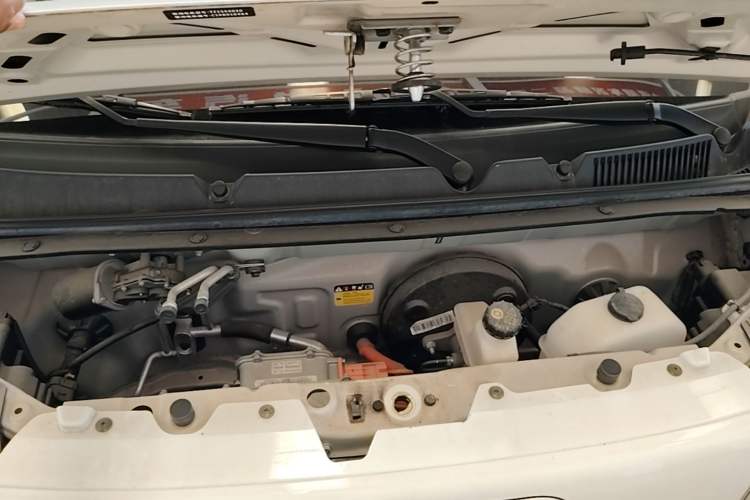 Used Wuling Hongguang MINIEV 2024 3rd Generation 215km Youth Edition Engine Bay