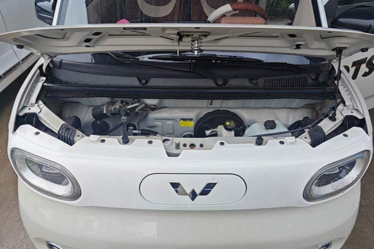 Used Wuling Hongguang MINIEV 2024 3rd Generation 215km Advanced Version Engine Bay