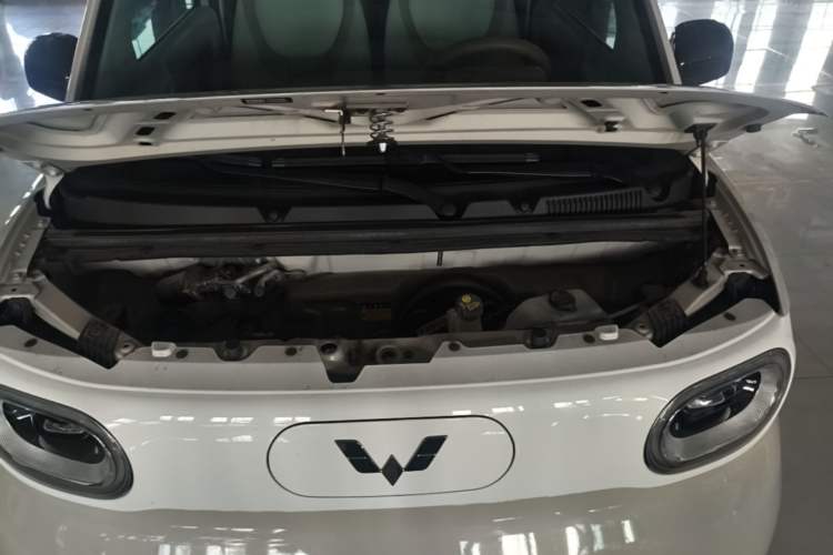 Used Wuling Hongguang MINIEV 2024 3rd Generation 215km Youth Edition Engine Bay