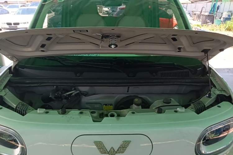 Used Wuling Hongguang MINIEV 2024 3rd Generation 215km Advanced Version Engine Bay