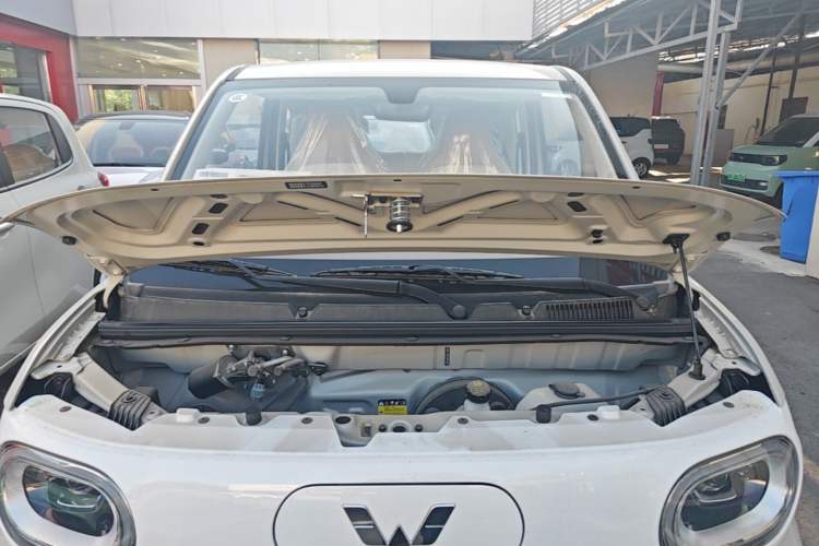 Used Wuling Hongguang MINIEV 2024 3rd Generation 215km Youth Edition Engine Bay
