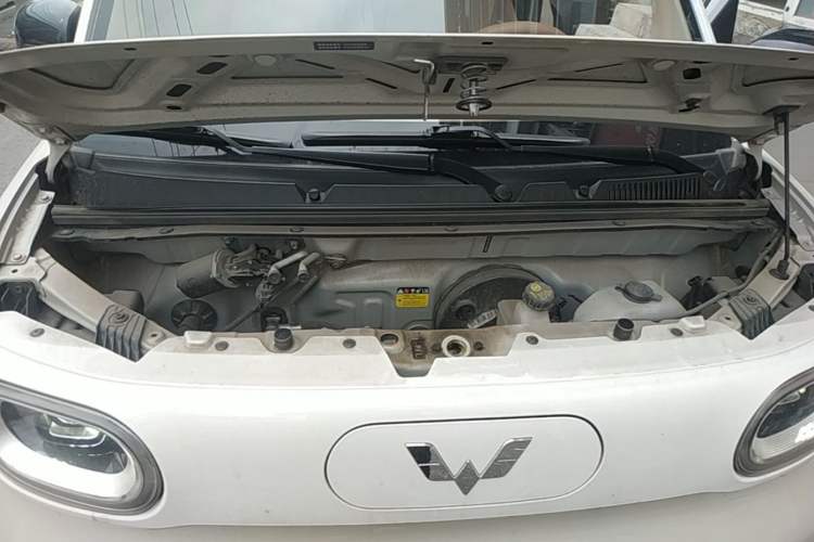 Used Wuling Hongguang MINIEV 2024 3rd Generation 215km Advanced Version Engine Bay