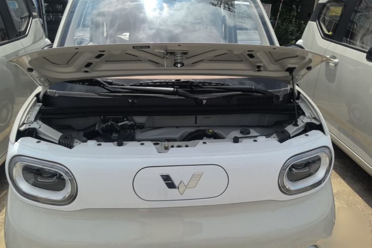 Used Wuling Hongguang MINIEV 2024 3rd Generation 215km Youth Edition Engine Bay