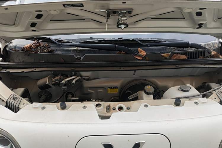 Used Wuling Hongguang MINIEV 2024 3rd Generation 215km Advanced Version Engine Bay