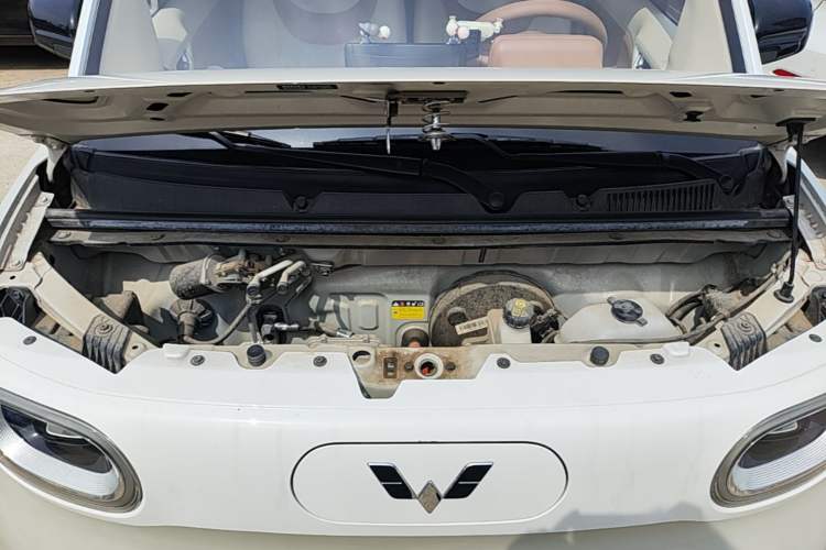 Used Wuling Hongguang MINIEV 2024 3rd Generation 215km Advanced Version Engine Bay