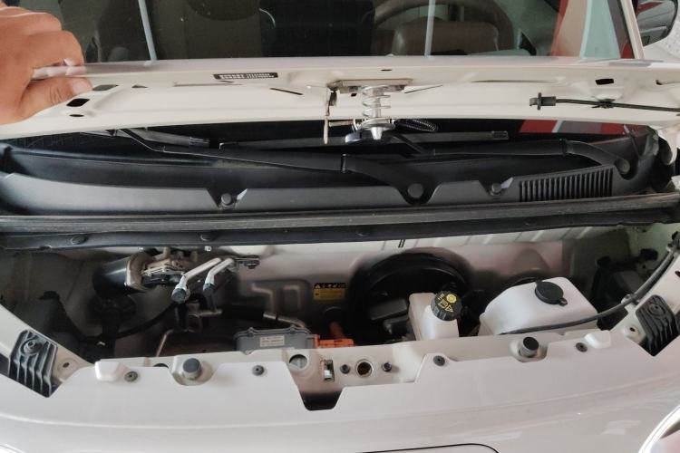 Used Wuling Hongguang MINIEV 2024 3rd Generation 215km Youth Edition Engine Bay