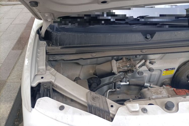 Used Wuling Hongguang MINIEV 2024 3rd Generation 215km Youth Edition Engine Bay Right