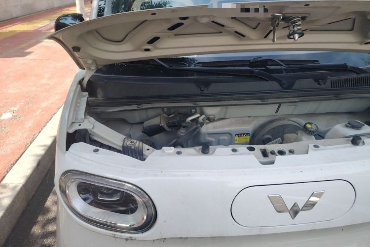 Used Wuling Hongguang MINIEV 2024 3rd Generation 215km Youth Edition Engine Bay Right