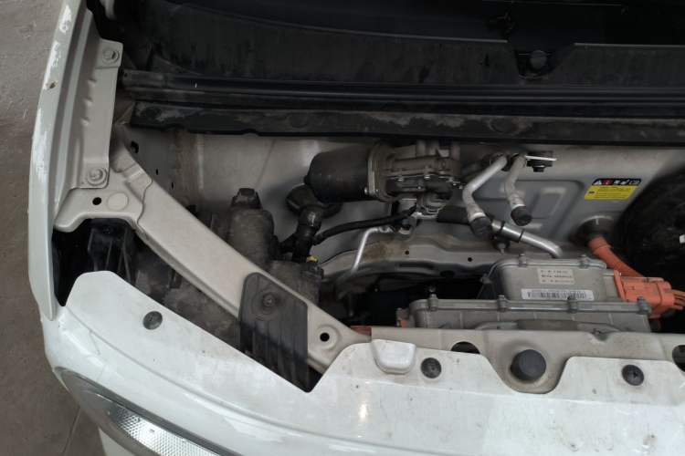 Used Wuling Hongguang MINIEV 2024 3rd Generation 215km Youth Edition Engine Bay Right